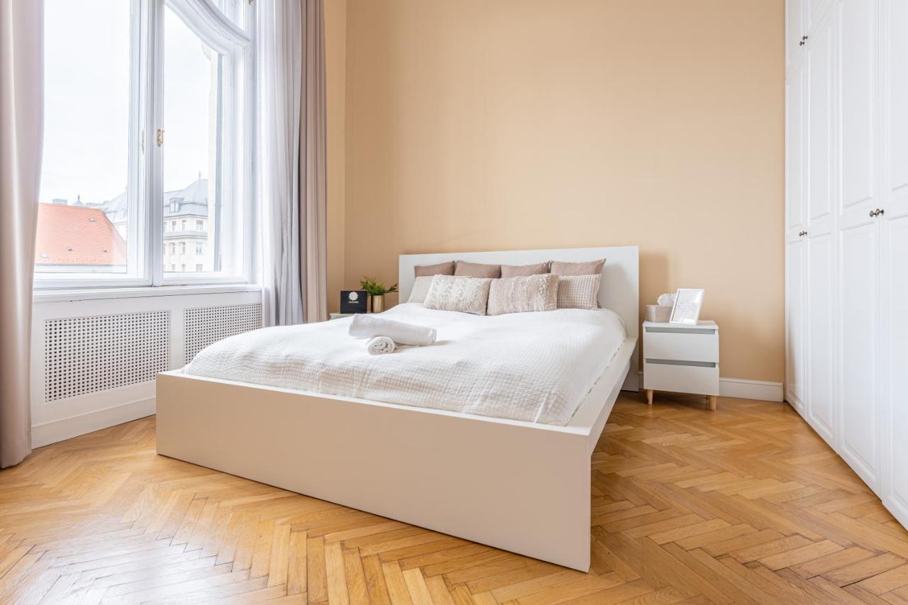 Matilda Luxury Suite Apartment Будапеща Екстериор снимка